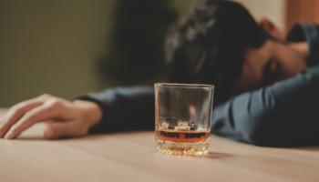 رقم الوفيات الناجمة عن استهلاك الكحول لا يزال مرتفعا بشكل غير مقبول