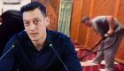 Mesut Özil'in cami temizlerken çekilen görüntüleri sosyal medyayı salladı