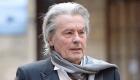 Une célèbre chanteuse n'a jamais abandonné Alain Delon 