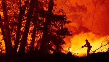 Incendie dans la Vallée de Washoe : Interventions aériennes de la garde nationale du Nevada