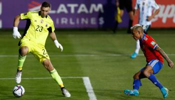 إيقاف إيميليانو مارتينيز