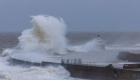 Tempête Eowyn : Des vents dévastateurs frappent l'Irlande et le Royaume-Uni