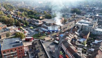 تفاصيل حريق سينما أوديون في لندن