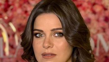 الفنانة يسرا اللوزي