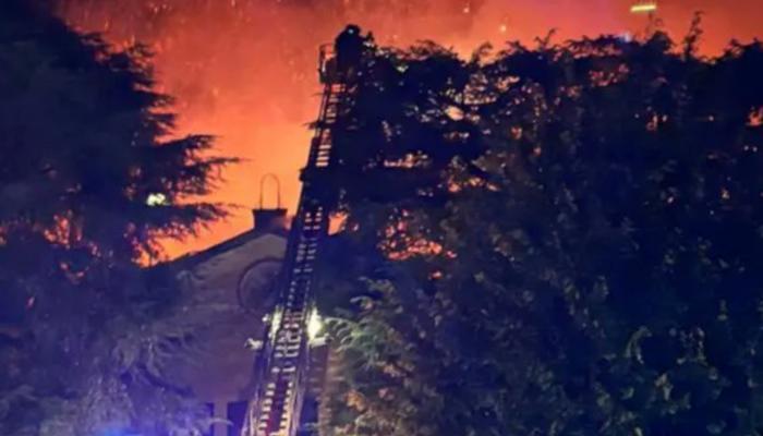 حريق دير في إيطاليا