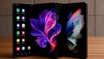 هاتف Galaxy TriFold القابل للطي