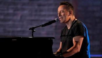 نجم الروك الأمريكي بروس سبرينجستين