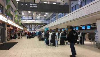 اختراق الكتروني لأنظمة الصوت بمطارات أمريكية وكندية