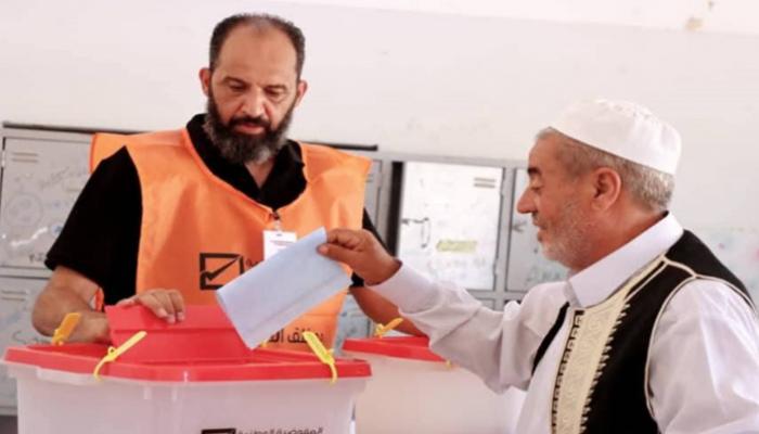 جانب من التصويت في الانتخابات 
