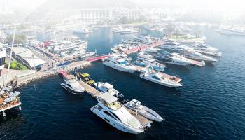 القوارب واليخوت المستعملة في دبي