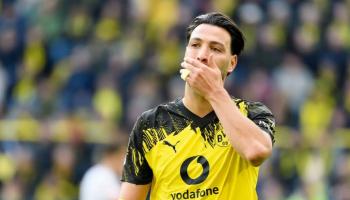 بن سبعيني نجم بروسيا دورتموند