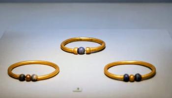 السوار الذهبي المسروق