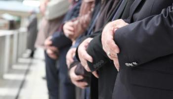 صلاة الجنازة - تعبيرية