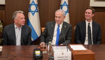 ويتكوف وكوشنر وبينهما نتنياهو