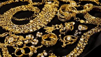 مشغولات ذهبية- أرشيفية