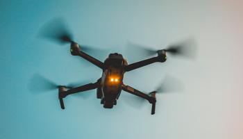 الطائرات المسيرة 