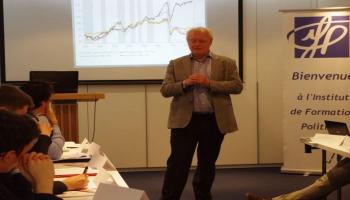 الخبير الاقتصادي الفرنسي تشارلز غاف