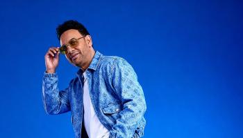 أبوم مصطفى قمر الجديد قمر 25