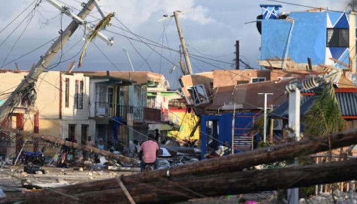 آثار الإعصار ميليسا 