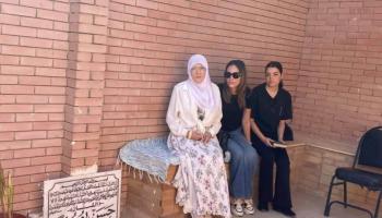 شمس البارودي في المقابر 