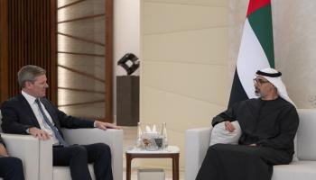 الشيخ خالد بن محمد بن زايد آل نهيان وريان ماكينيرني - وام