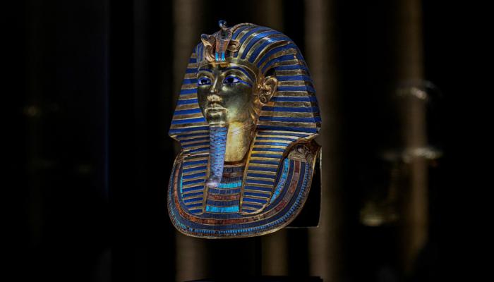 عرض مقتنيات توت عنخ آمون