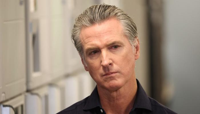 حاكم كاليفورنيا غافن نيوسوم