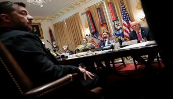 ترامب وزيلينسكي خلال اجتماع سابق