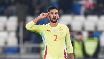 فيران توريس بقميص منتخب إسبانيا
