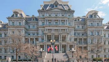 مبنى أيزنهاور