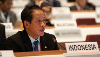  وزير البيئة الإندونيسي حنيف فيصل نوروفيق