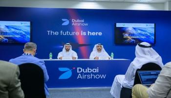 جانب من فعاليات معرض دبي للطيران 2025