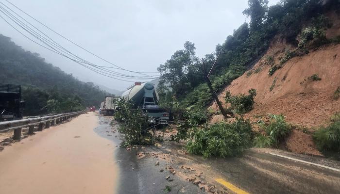 فيضانات في فيتنام