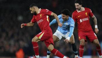 النجمان المصريان صلاح ومرموش في الدوري الإنجليزي