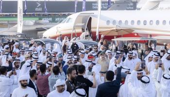 جانب من زيارة الشيخ محمد بن راشد آل مكتوم لمعرض دبي للطيران