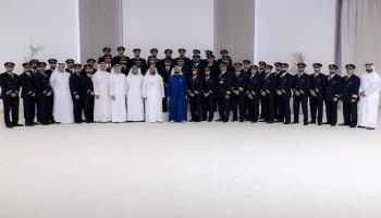 الشيخ محمد بن راشد آل مكتوم يلتقي مجموعة من الطيارين الإماراتيين