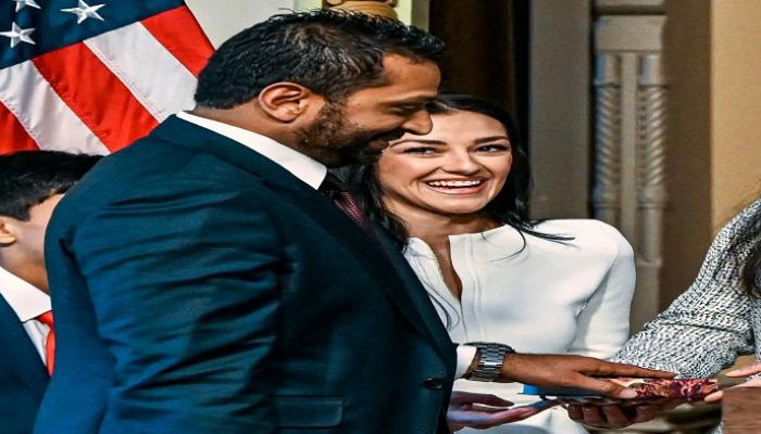 كاش باتيل مع صديقته أليكسيس ويلكنز