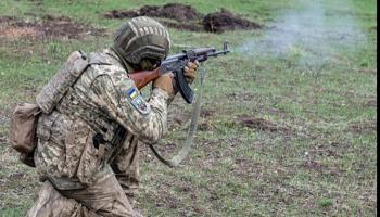 جندي أوكراني على الجبهة - أرشيفية