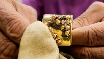 مشغولات ذهبية - أرشيفية