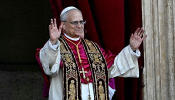 البابا ليو الرابع عشر