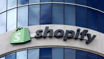 منصة التسوق الإلكتروني العالمية "شوبيفاي" - رويترز