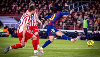 من مباراة برشلونة وأتلتيكو مدريد
