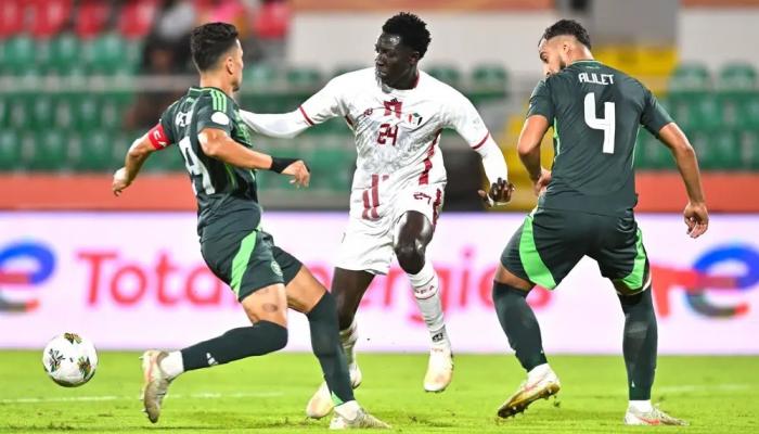 بث مباشر: مباراة الجزائر والسودان في كأس العرب 2025