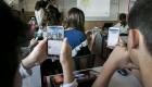 برلمان تشيلي يحظر الهواتف المحمولة في المدارس