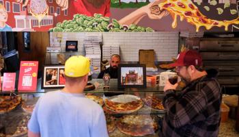 مطعم بيتزا في الولايات المتحدة