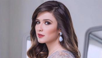 الفنانة ياسمين عبد العزيز