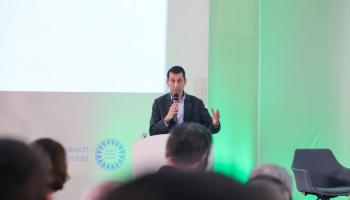 كاوه زاهدي - IISD/ENB | Anastasia Rodopoulou