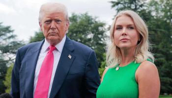 ترامب ومتحدثة البيت الأبيض