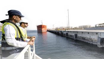 مشروع دي بي ورلد التاريخي في ميناء جبل علي