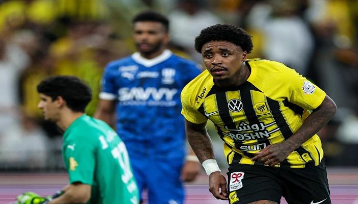 ستيفن بيرغوين لاعب الاتحاد